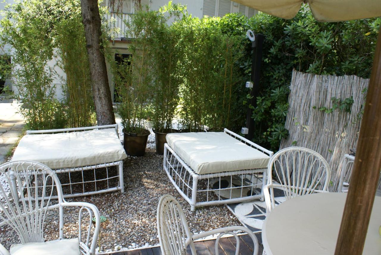 Domusauroom, Relax Nel Cuore Della Versilia - Pet Friendly เวียเรจโจ ภายนอก รูปภาพ