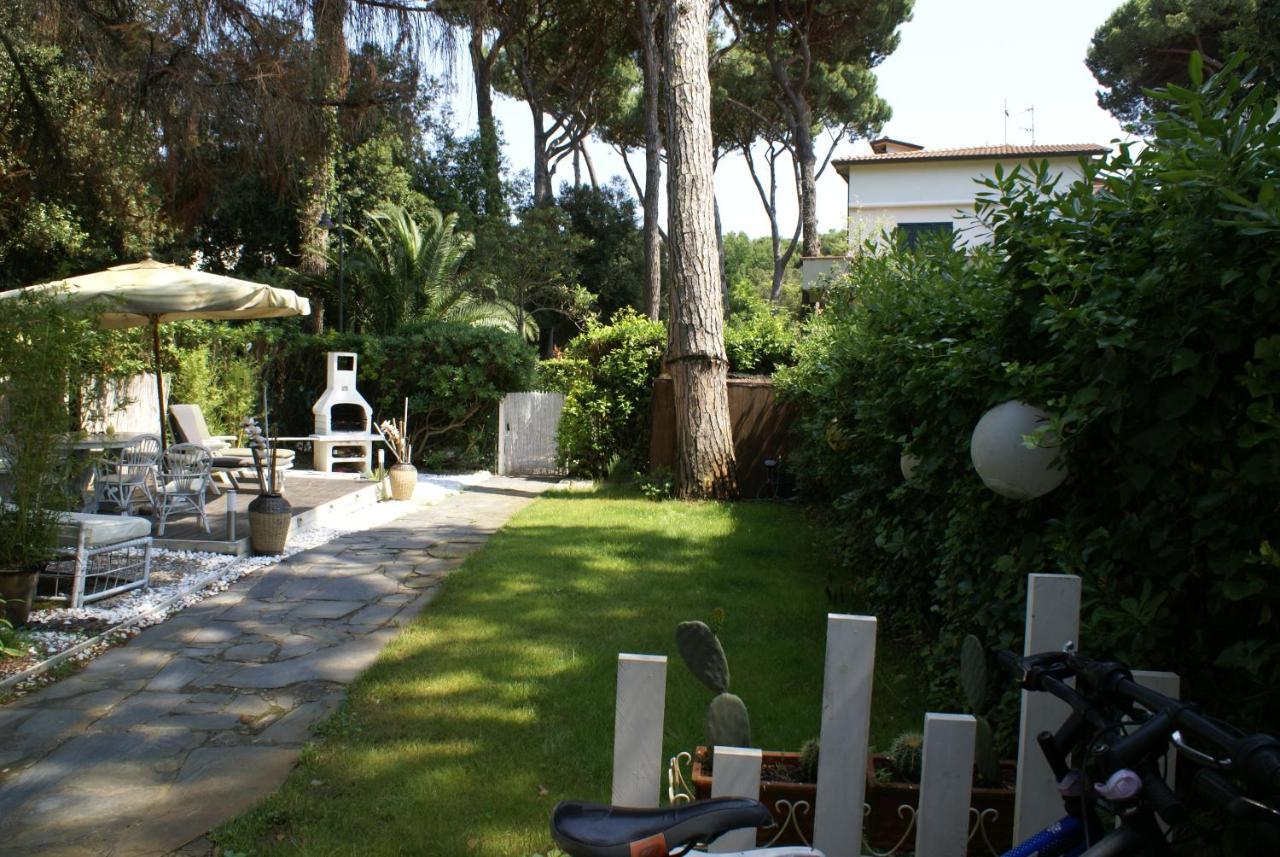 Domusauroom, Relax Nel Cuore Della Versilia - Pet Friendly เวียเรจโจ ภายนอก รูปภาพ