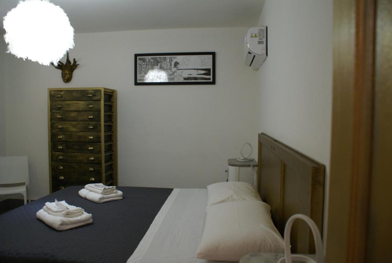 Domusauroom, Relax Nel Cuore Della Versilia - Pet Friendly เวียเรจโจ ภายนอก รูปภาพ